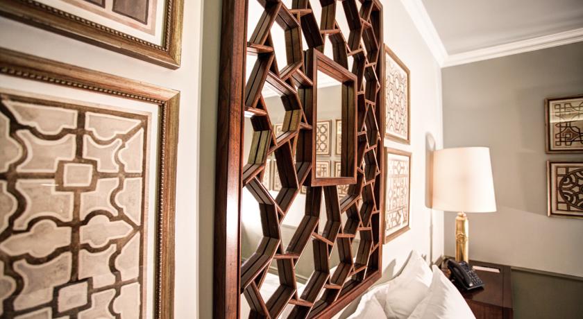 The Singular Santiago Lastarria Hotel