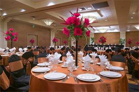 Doubletree By Hilton Hotel Memphis Downtown