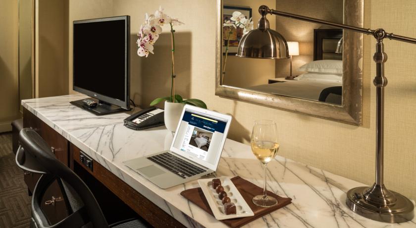 Hilton Tampa Downtown