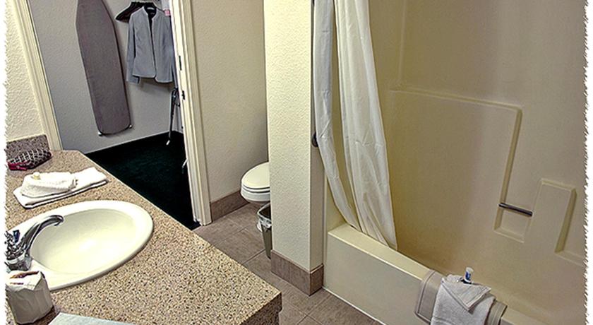 Homewood Suites by Hilton Tucson/St. Philip's Plaza University