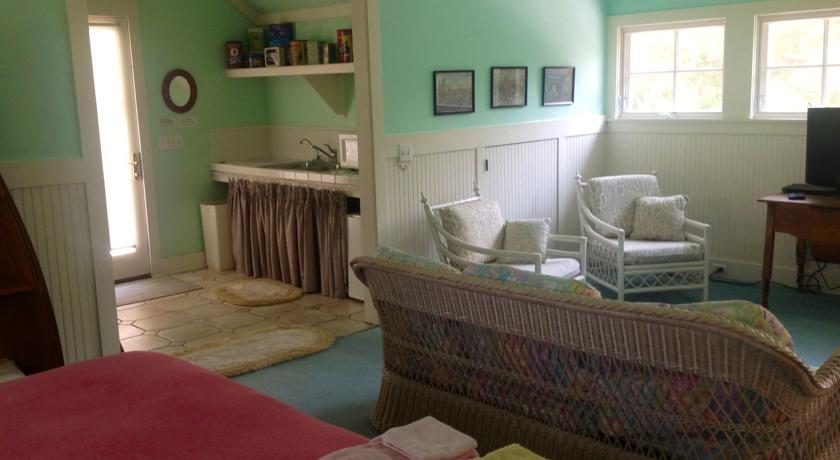 Beaulieu House at Cat Island