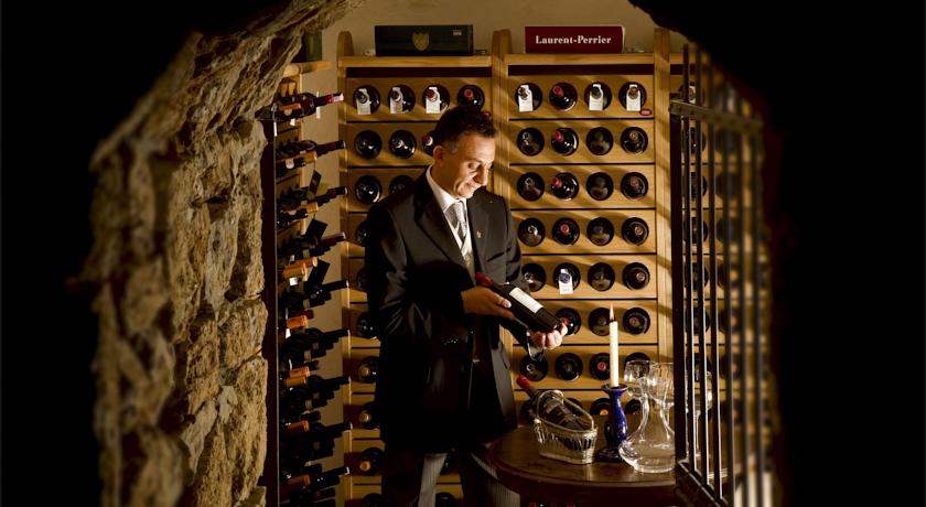 Caesar Augustus Hotel