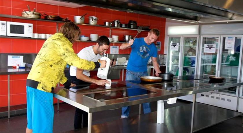 Nomads Byron Bay Backpackers