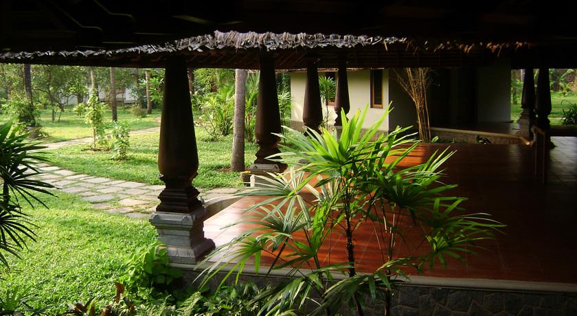 Neeleshwar Hermitage