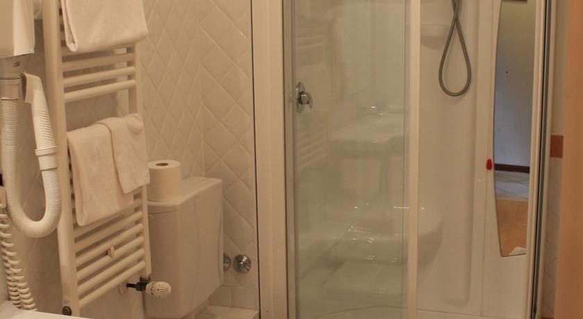 Urbanauts Studios Minelli