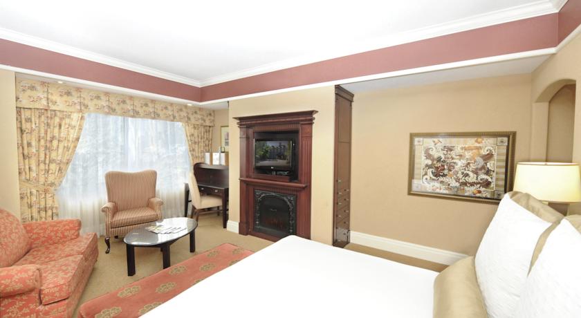 Old Mill Toronto Hotel