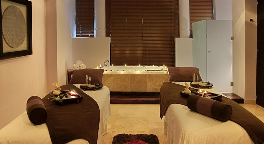 The Fives Beach Hotel & Residences