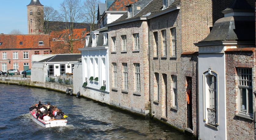 Canalview Hotel Ter Reien