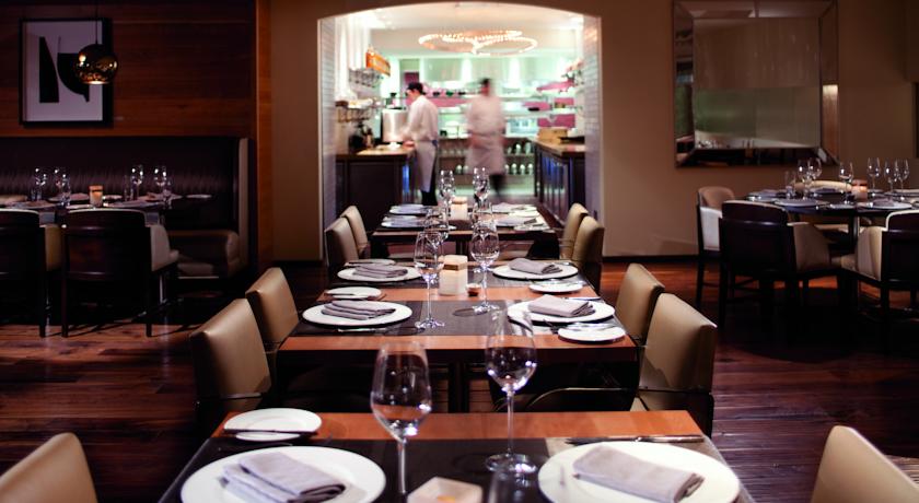 The Ritz-Carlton, Toronto