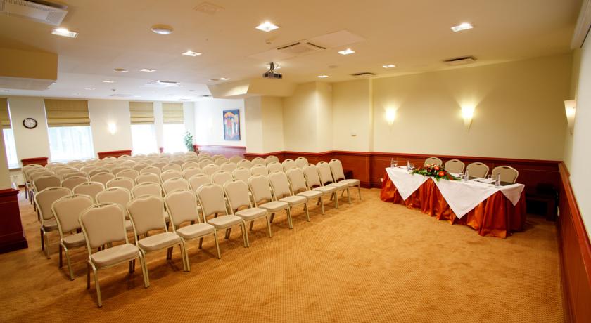 Monika Centrum Hotel