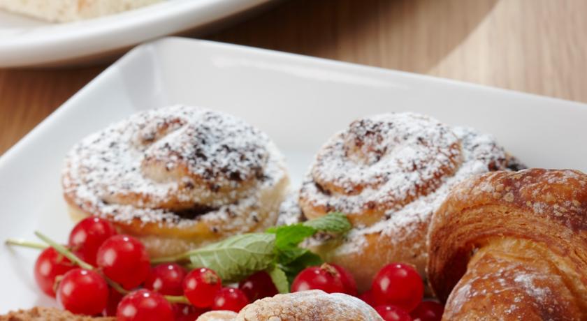 Cosmos Saint-Petersburg Pulkovskaya Hotel, a member of Radisson Individuals