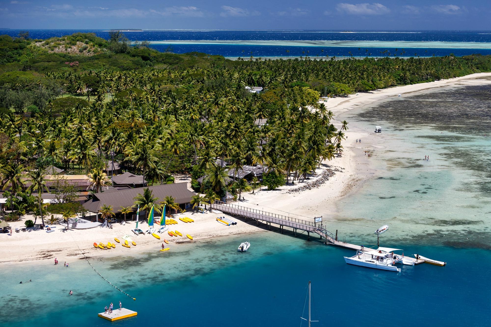 Plantation Island Resort