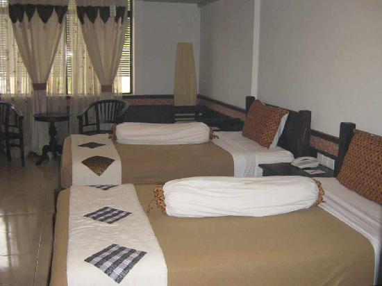 Malacca Straits Hotel