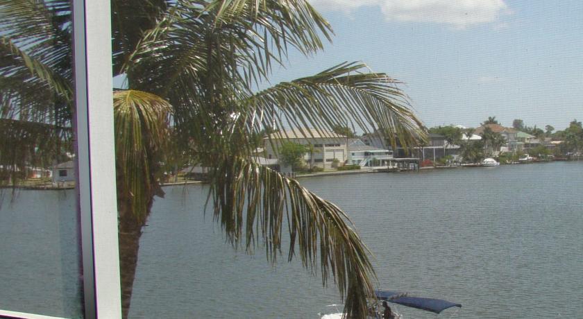 Vanderbilt Beach Resort