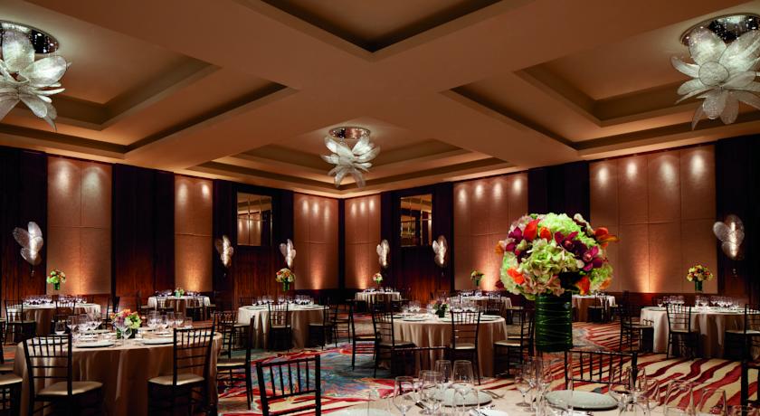 The Ritz-Carlton, Toronto