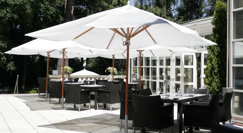 Schlosshotel Berlin By Patrick Hellmann