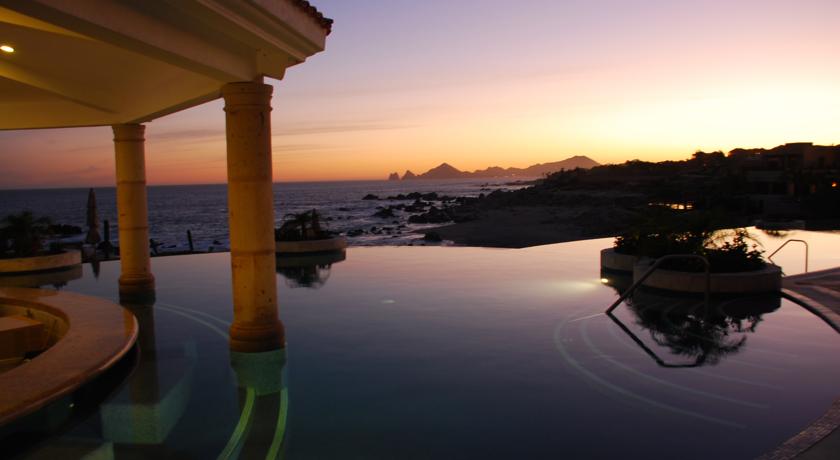 Hacienda Encantada Resort & Residences