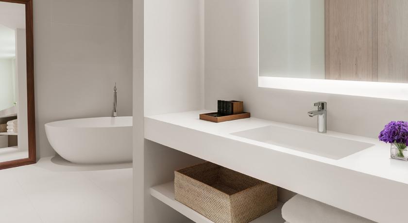 The Miami Beach EDITION