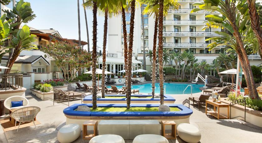 Fairmont Miramar Hotel & Bungalows