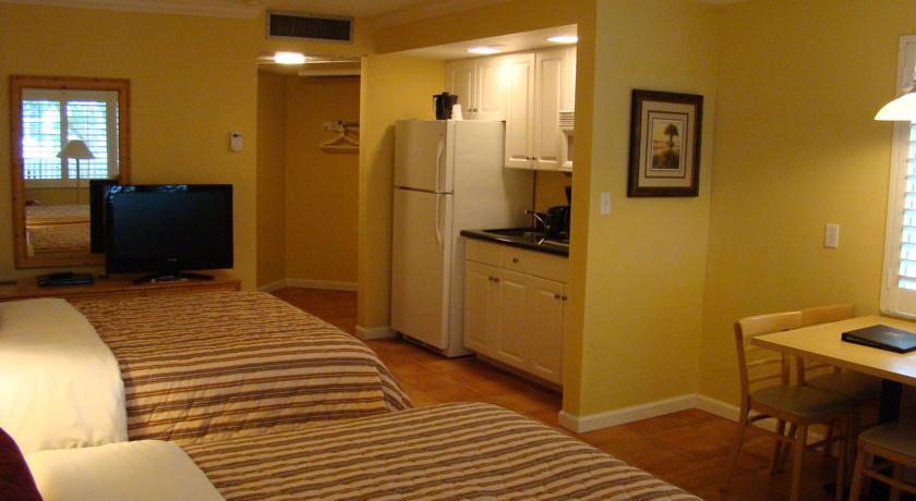 Vanderbilt Beach Resort