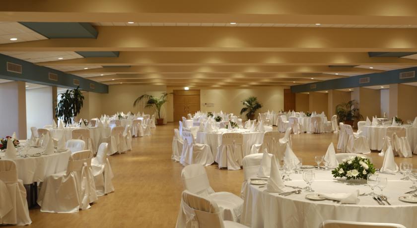 Constantinou Bros ??thena Royal Beach Hotel