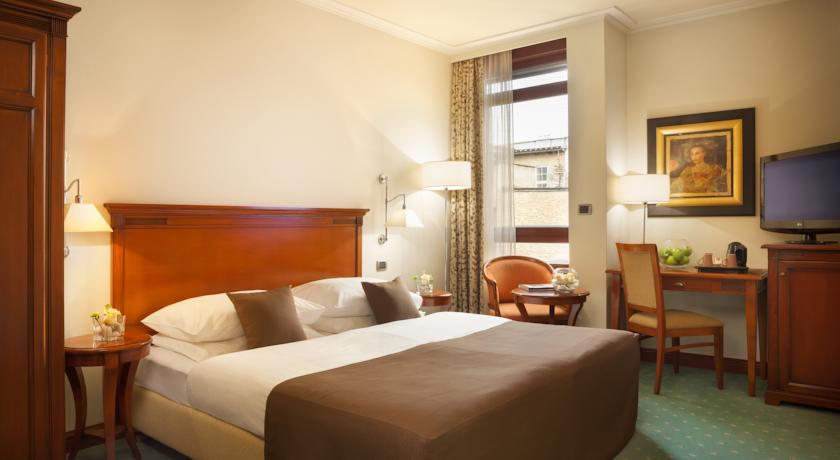 Best Western Premier Hotel Astoria