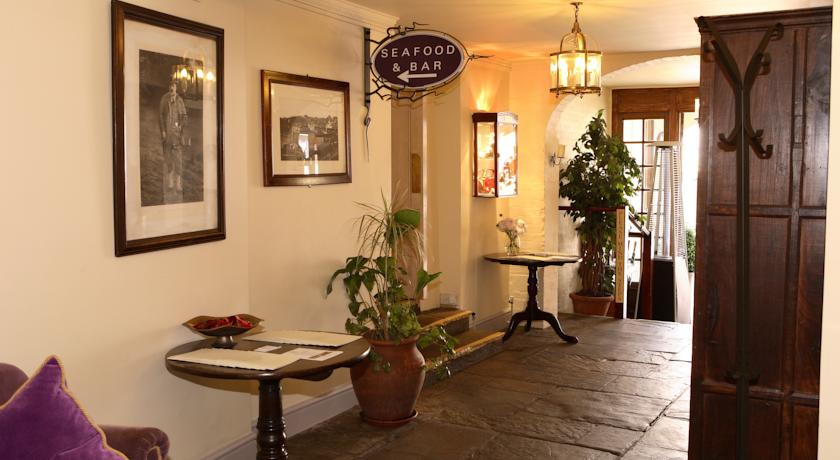 Stanwell House Hotel