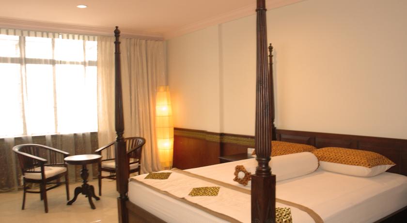 Malacca Straits Hotel