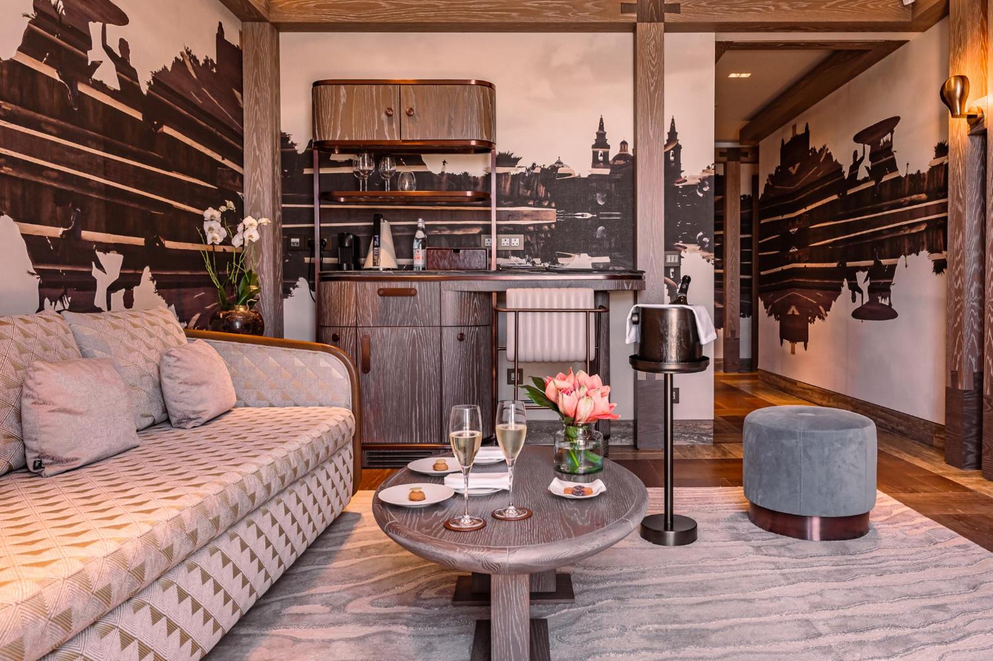 Iniala Harbour House