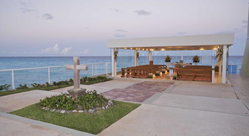 Sunscape Cancun Resort & Spa