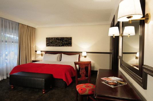 Court Classique Suite Hotel