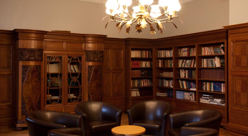 TRIBE Riga City Centre Hotel