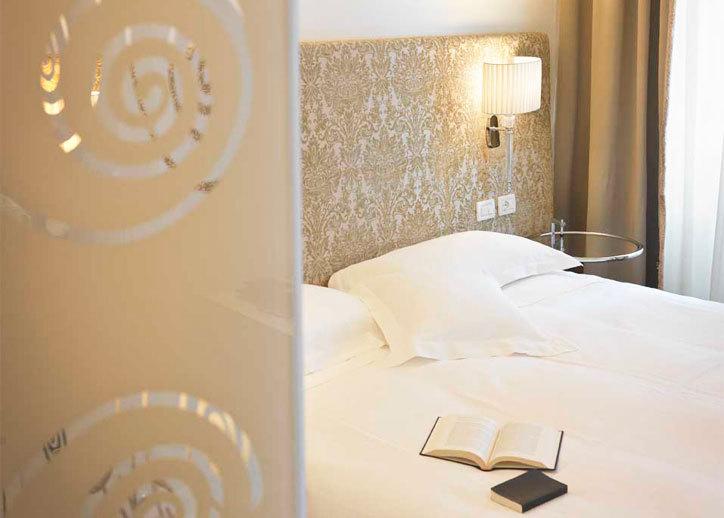 Hotel Duchi Vis a Vis