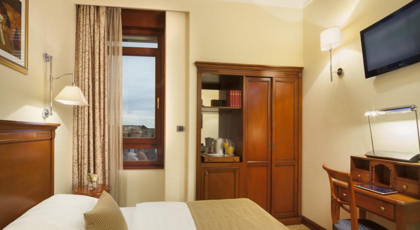 Best Western Premier Hotel Astoria