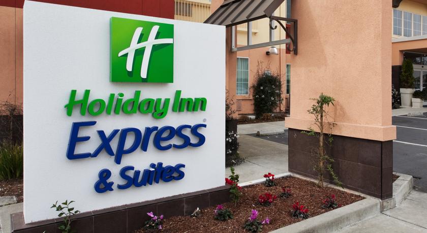Holiday Inn Express & Suites Berkeley, an IHG hotel