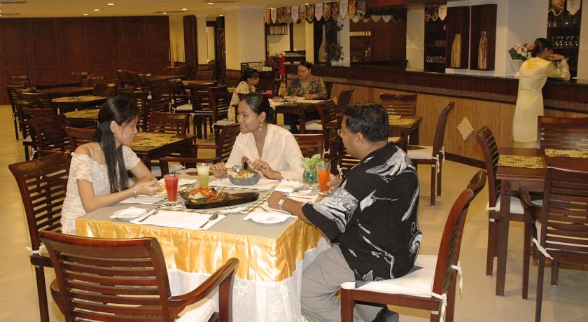 Malacca Straits Hotel