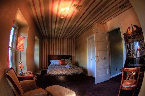 Queen Anne Urban Bed & Breakfast