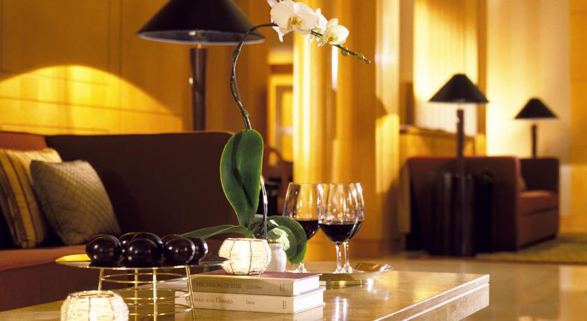 JW Marriott Hotel Shanghai at Tomorrow Square