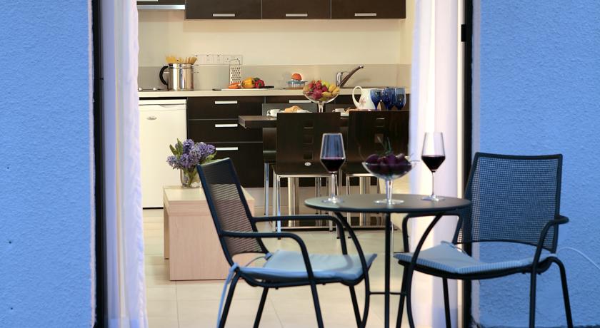 Anemi Hotel & Suites