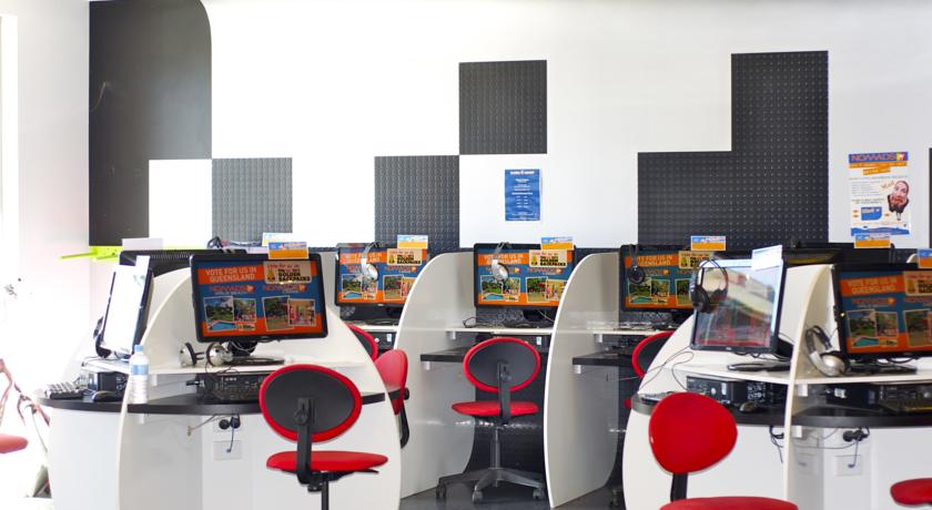 Nomads Byron Bay Backpackers