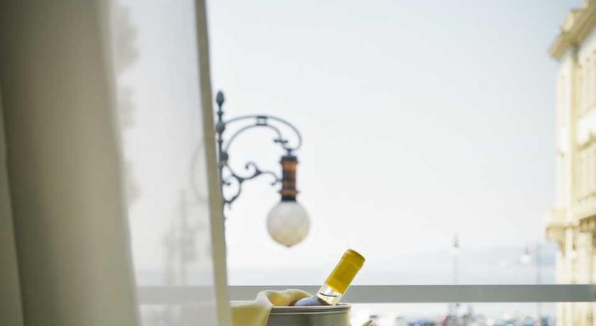 Hotel Duchi Vis a Vis