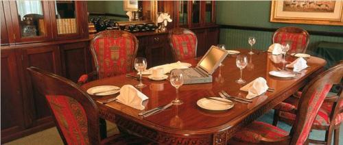 Court Classique Suite Hotel