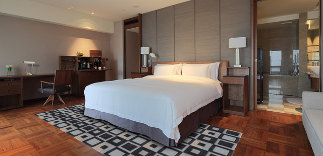 Les Suites Orient, Bund Shanghai