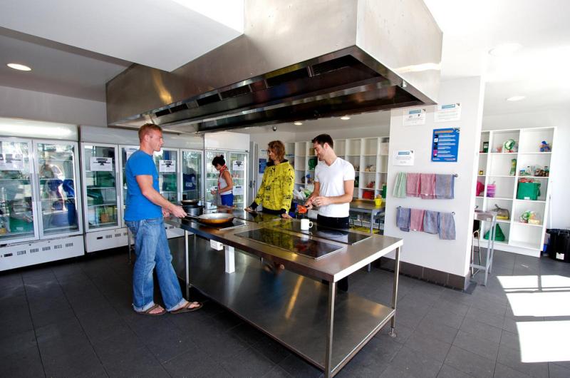 Nomads Byron Bay Backpackers