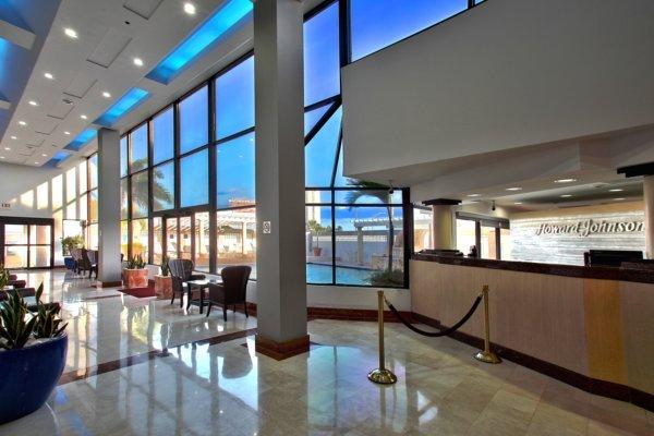 TRYP by Wyndham Isla Verde