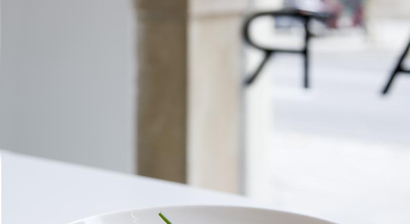 Alexandra Barcelona Hotel, Curio Collection by Hilton