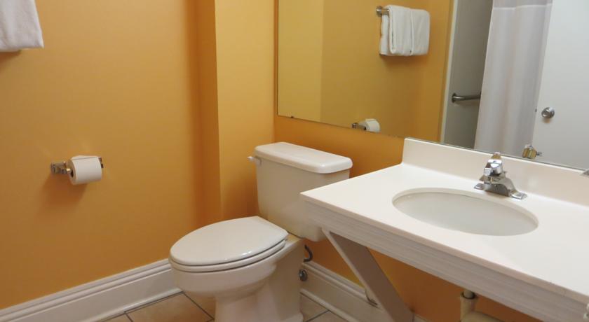 Naples Park Central Hotel