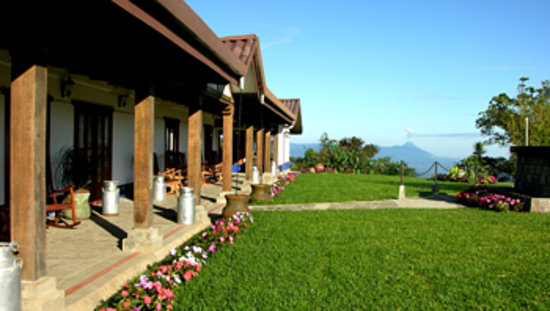 Villa Blanca Cloud Forest Hotel + Retreat