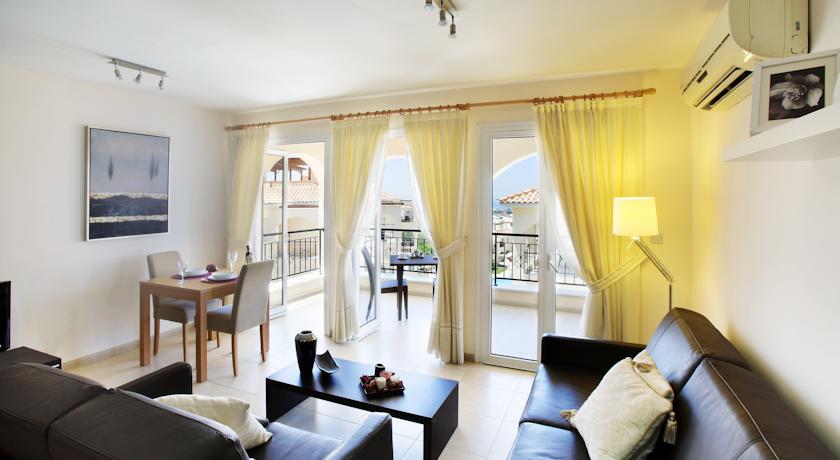 St. Nicolas Elegant Residence