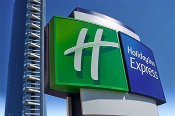 Holiday Inn Express Santiago Las Condes by IHG